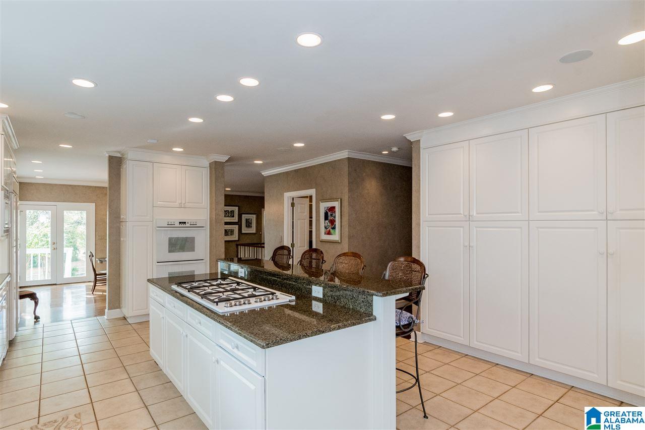 1051 Columbiana Road Birmingham, AL 35209 - Photo 33 of 50