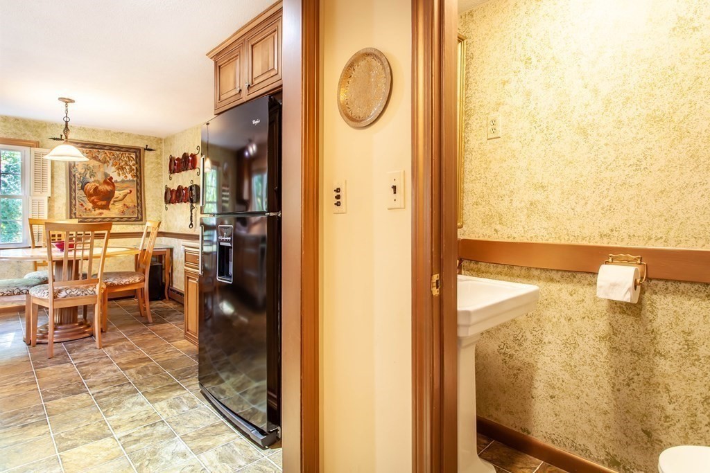486 Newtown Road Littleton, MA 01460 - Photo 12 of 37 Gallery Image 12