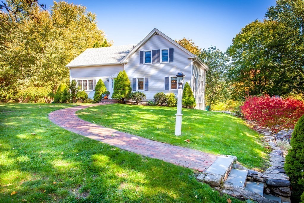 486 Newtown Road Littleton, MA 01460 - Photo 2 of 37 Gallery Image 2