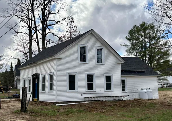 $300,000 | 40 Library Road, Grafton, NH 03240