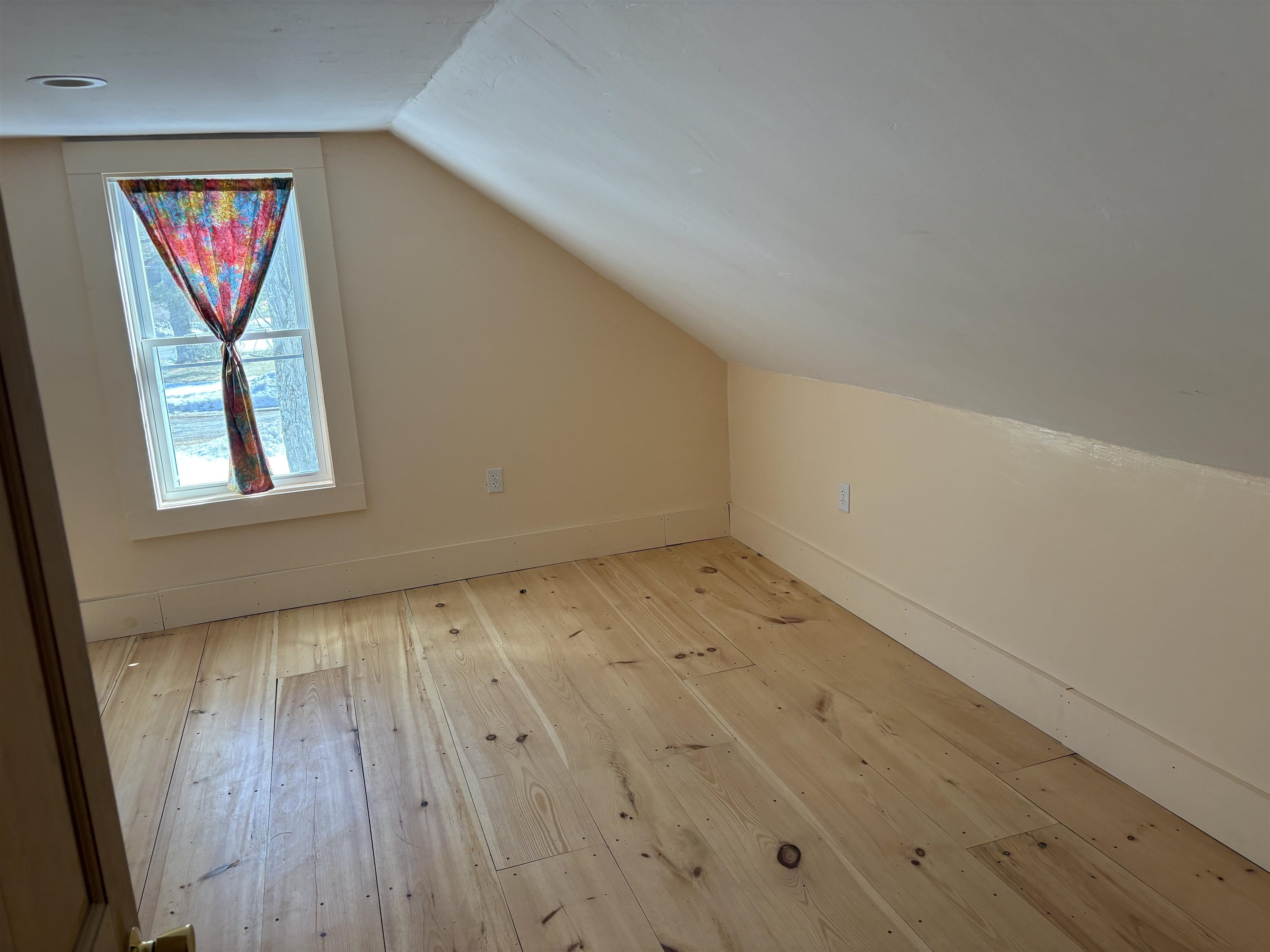 40 Library Road Grafton, NH 03240 - Photo 13 of 20