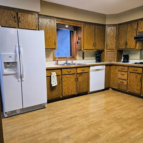 $480,000 | 15097 67th Place North, Maple Grove, MN 55311