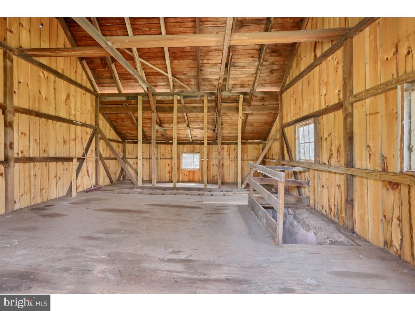 44 Mullen Road Birdsboro, PA 19508 - Photo 8 of 25 Barn