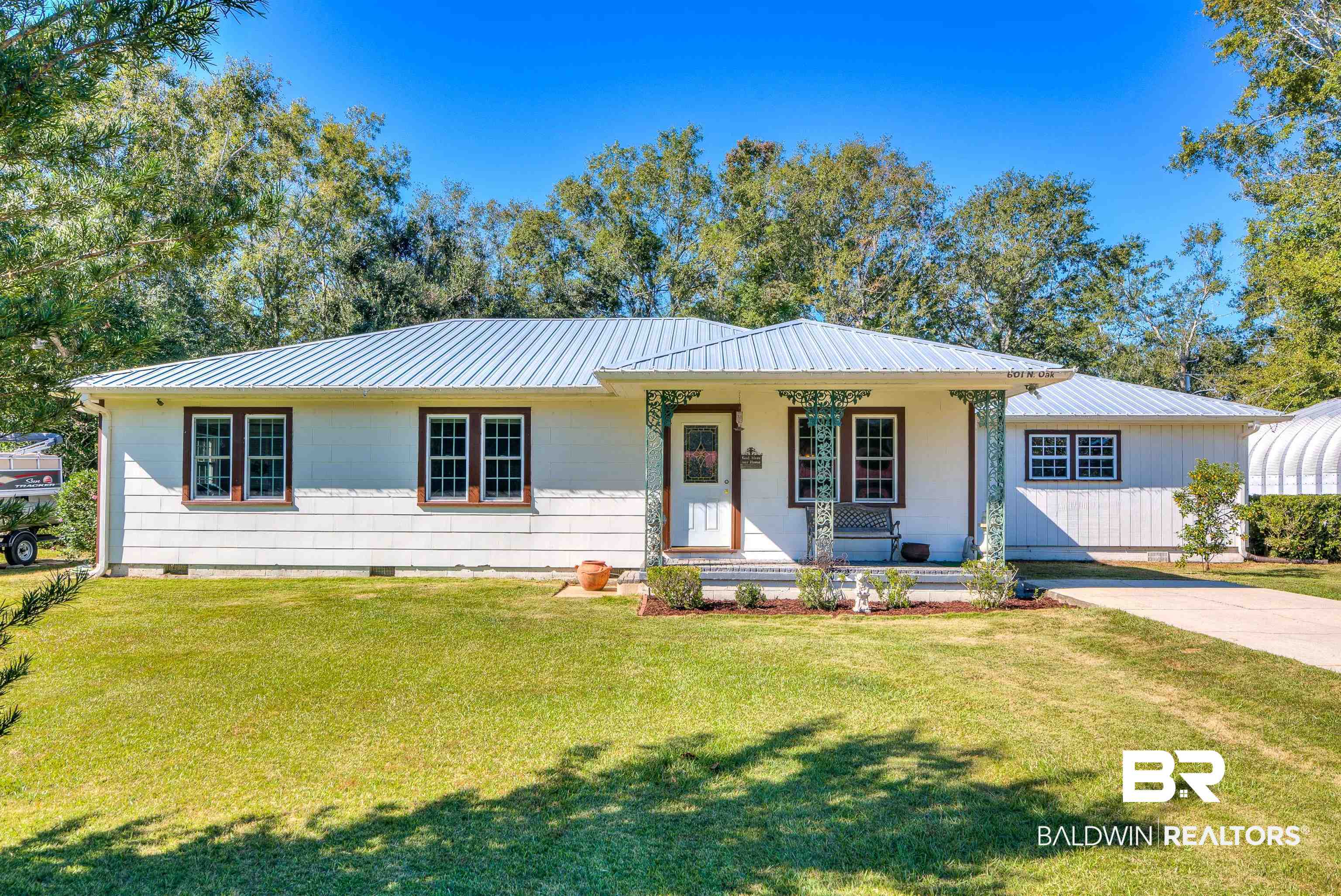 601 North Oak Street Foley, AL 36535 - Photo 1 of 14 Gallery Image 1