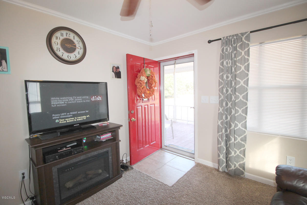 141 Bruce Goff Road Lucedale, MS 39452 - Photo 3 of 38 Living Room