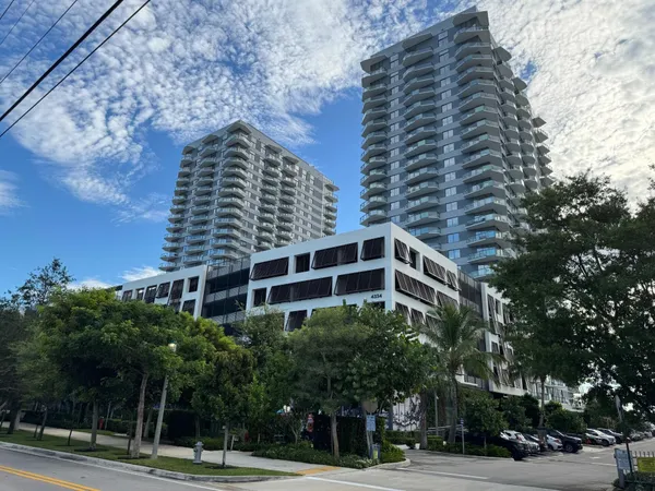 $1,975 | 4802 North Flagler Drive, Unit 2, West Palm Beach, FL 33407