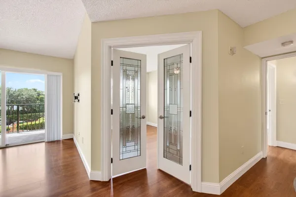 $2,200 | 157 Yacht Club Way, Unit 303, Hypoluxo, FL 33462