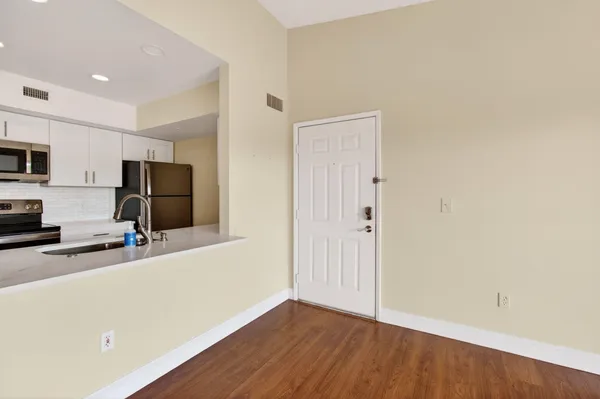 $2,200 | 157 Yacht Club Way, Unit 303, Hypoluxo, FL 33462