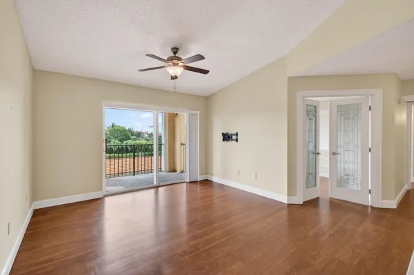 $2,200 | 157 Yacht Club Way, Unit 303, Hypoluxo, FL 33462