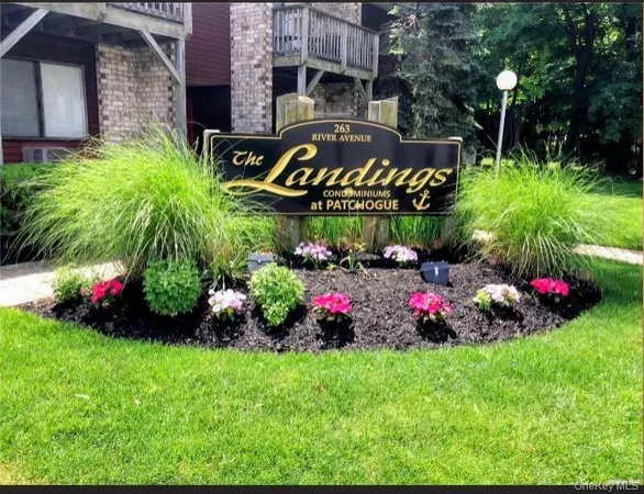 $309,990 | 263 River Avenue, Unit 35D, Patchogue, NY 11772