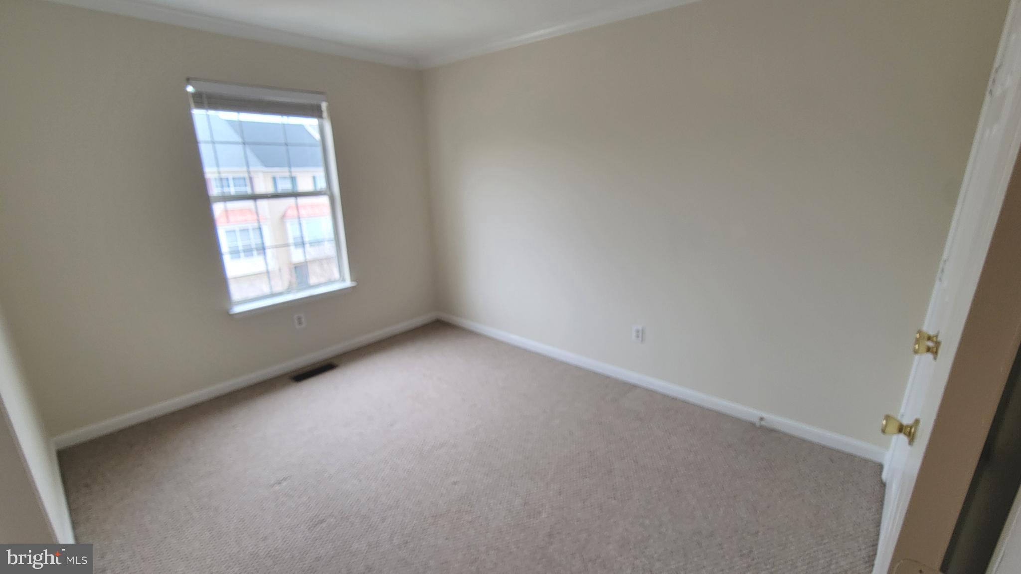 45495 Baggett Terrace Sterling, VA 20166 - Photo 19 of 24 Second bedroom