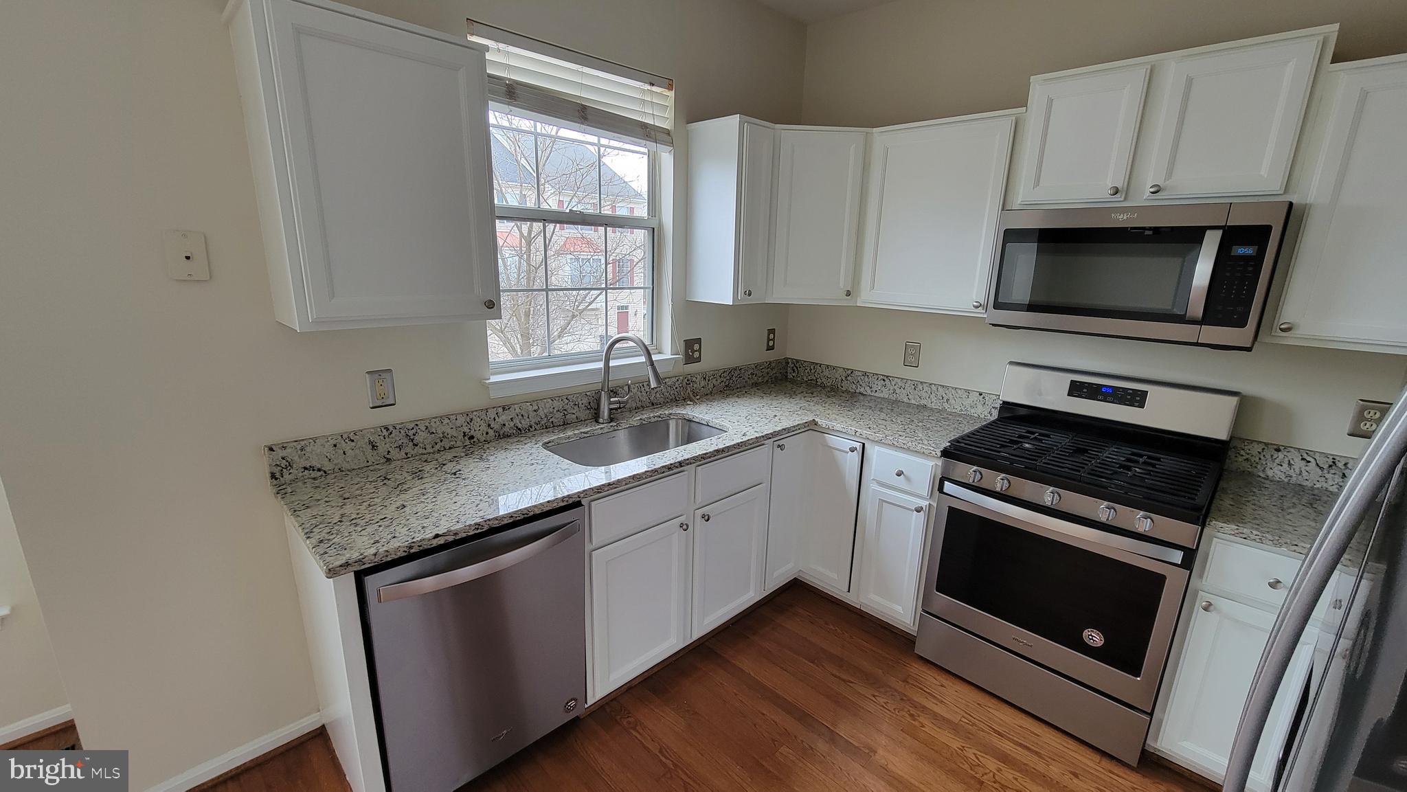 45495 Baggett Terrace Sterling, VA 20166 - Photo 10 of 24