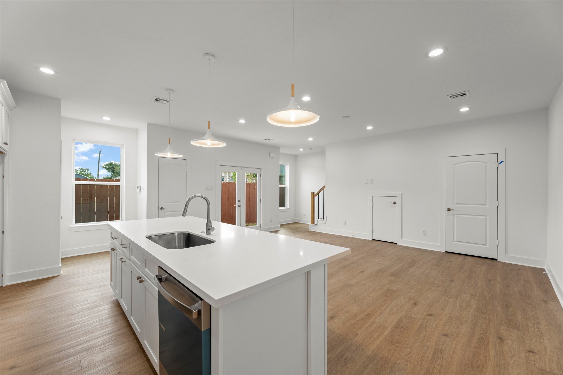 1475 Ferguson Way Houston, TX 77088 - Photo 20 of 28