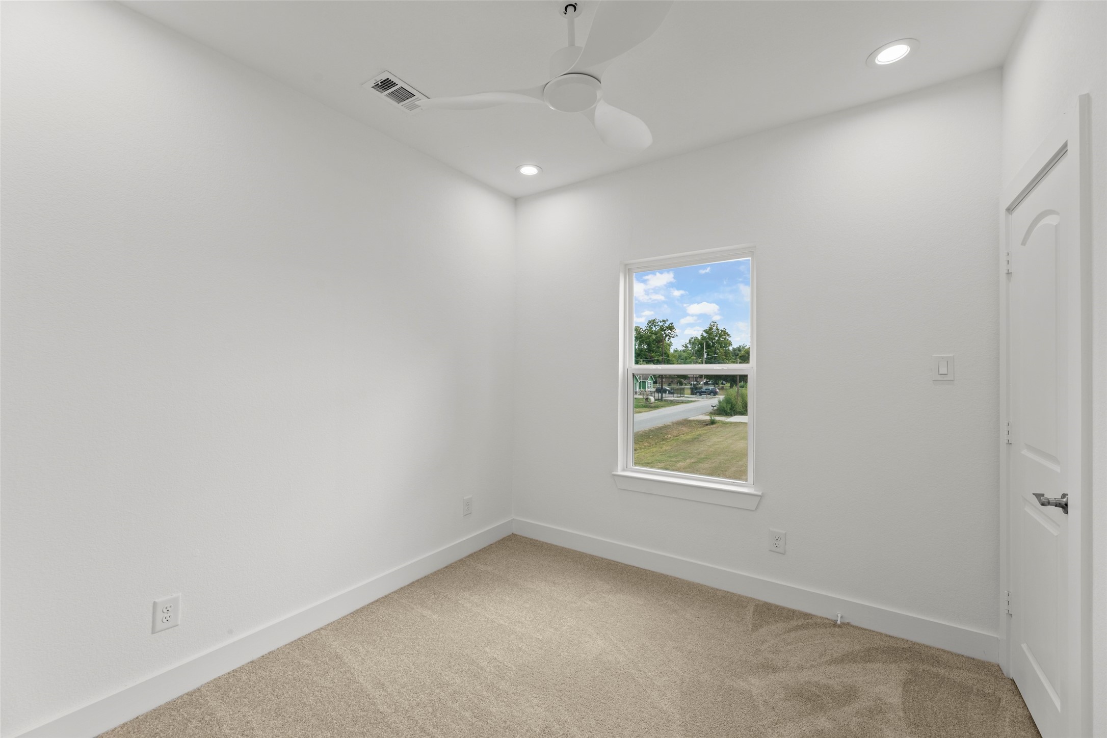 1475 Ferguson Way Houston, TX 77088 - Photo 22 of 28