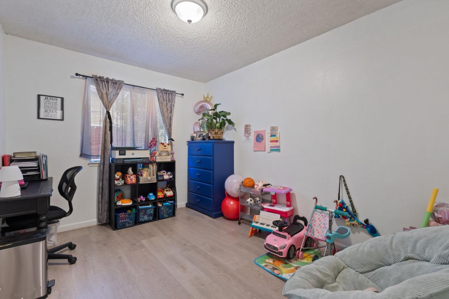 2012 West Rumble Road Modesto, CA 95350 - Photo 5 of 38 Gallery Image 5