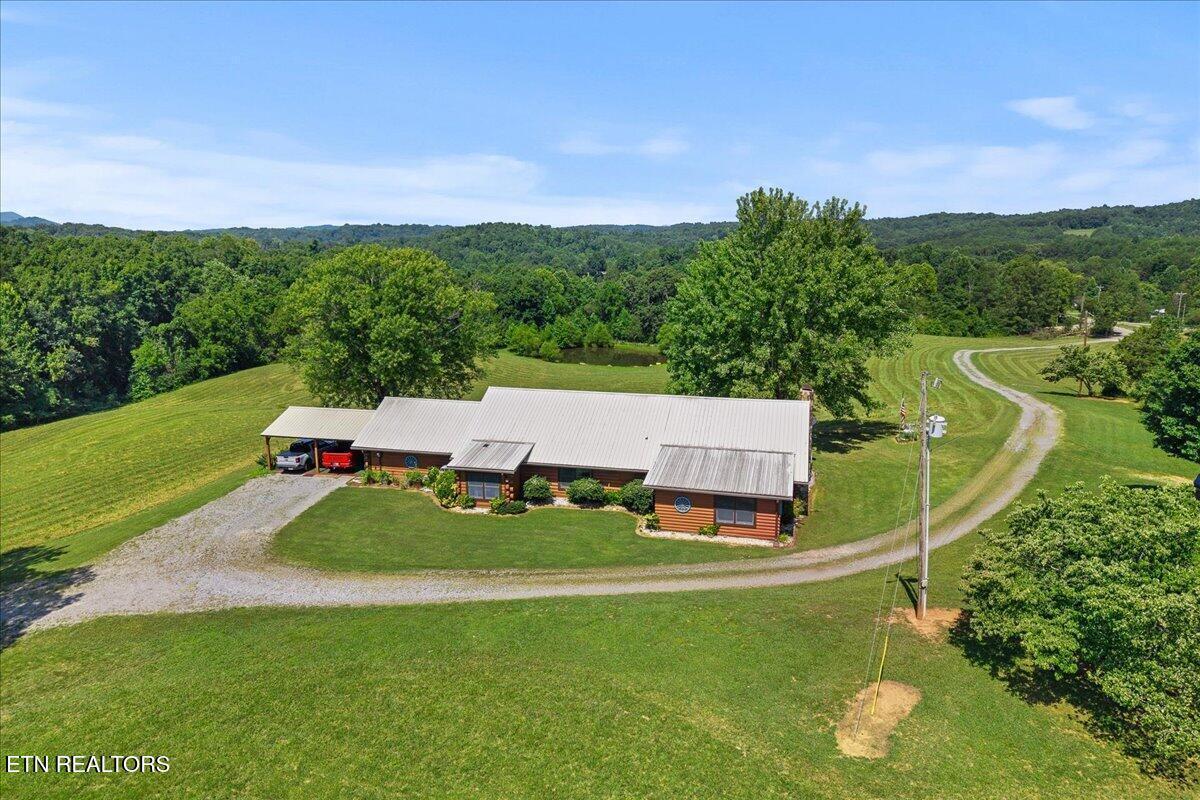 910 Reagan Valley Road Tellico Plains, TN 37385 - Photo 36 of 49 36