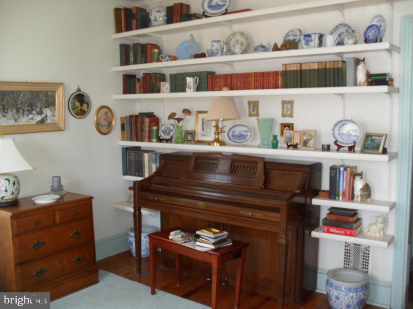 143 Woodland Road Wyncote, PA 19095 - Photo 15 of 25 Gallery Image 15