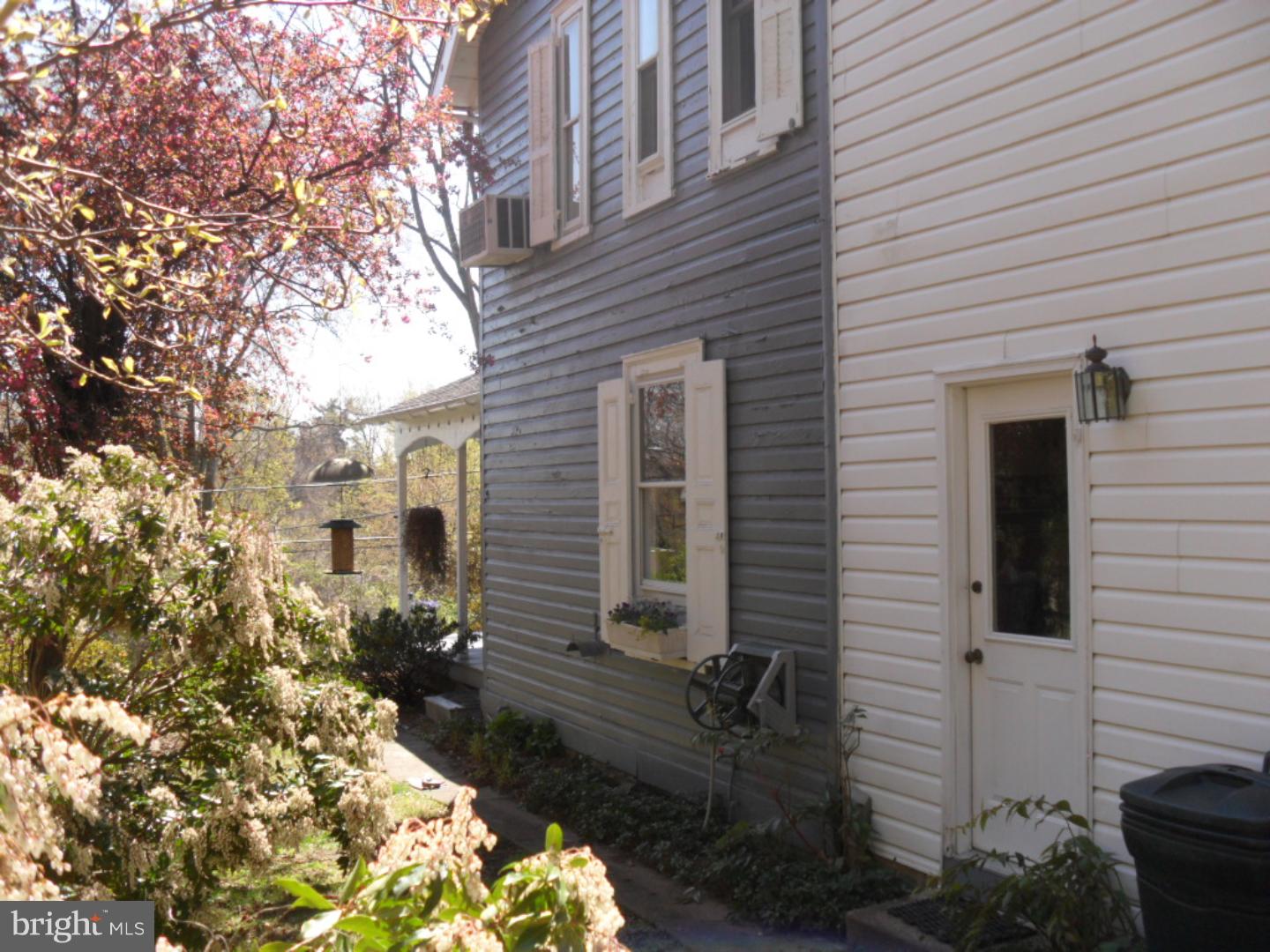 143 Woodland Road Wyncote, PA 19095 - Photo 4 of 25 Gallery Image 4