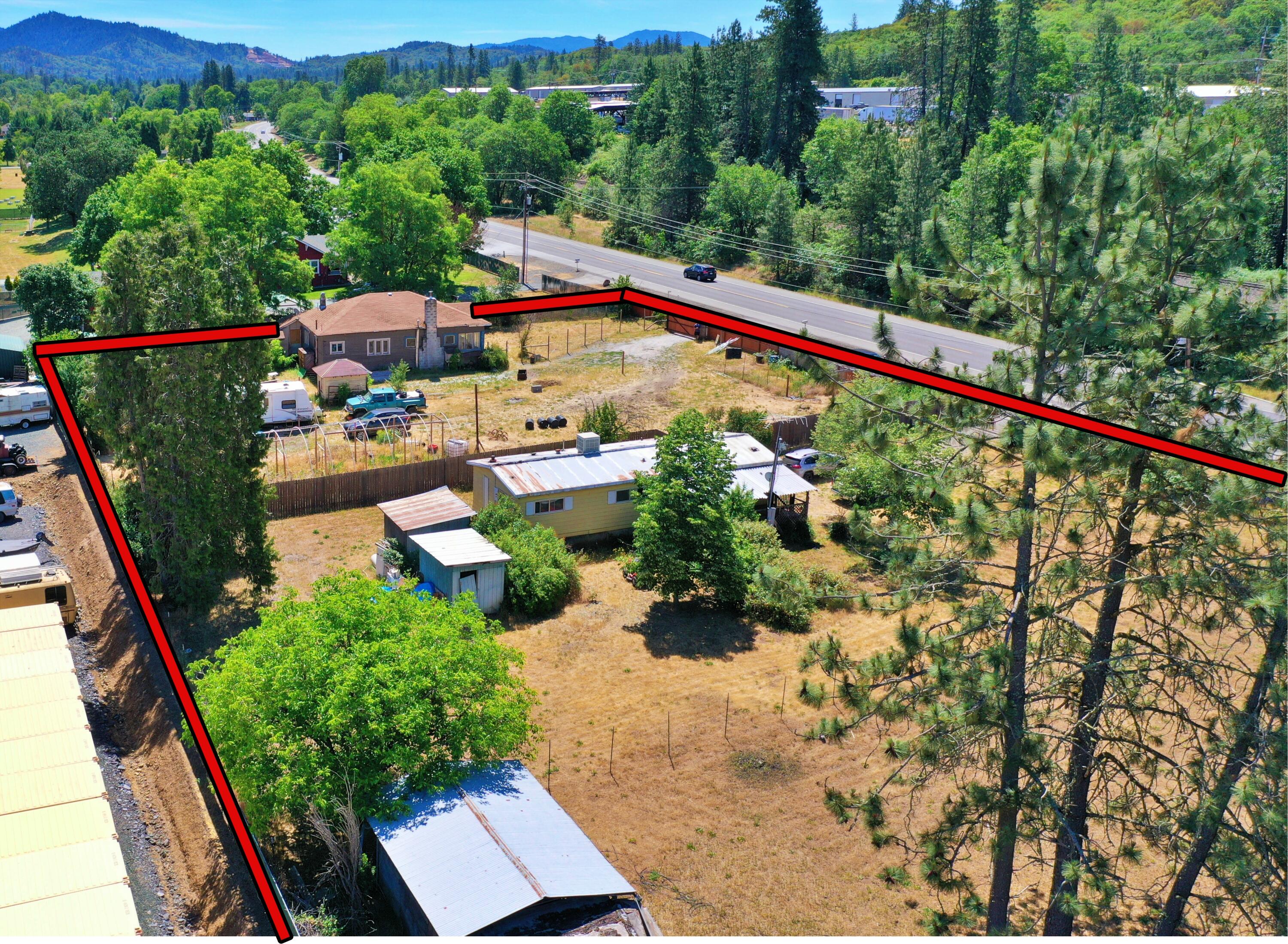 1120-a Merlin Road Grants Pass, OR 97526 - Photo 3 of 35 Approx. property boundaries.