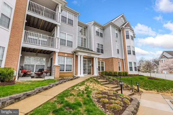 $2,500 | 2015 Governor Thomas Bladen Way, Unit 301, Annapolis, MD 21401