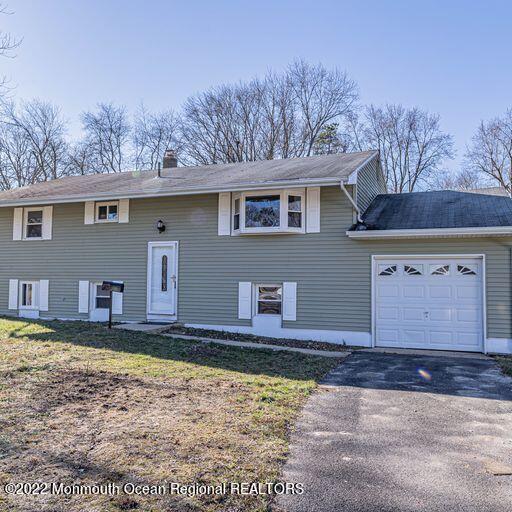 133 Newbury Road Howell, NJ 07731 - Photo 39 of 51 E297E961-4DBF-49B3-A815-FE915A075F6C