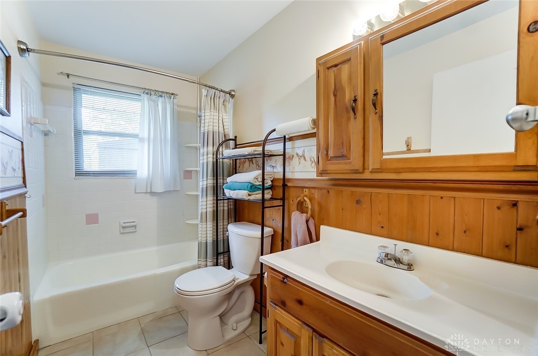 6213 Carnation Road Dayton, OH 45449 - Photo 25 of 40 Gallery Image 25