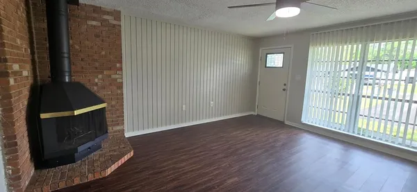 $1,300 | 4050 Southeast 22nd Avenue, Unit A, Ocala, FL 34480