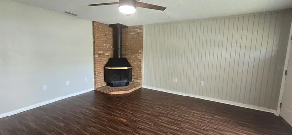$1,300 | 4050 Southeast 22nd Avenue, Unit A, Ocala, FL 34480