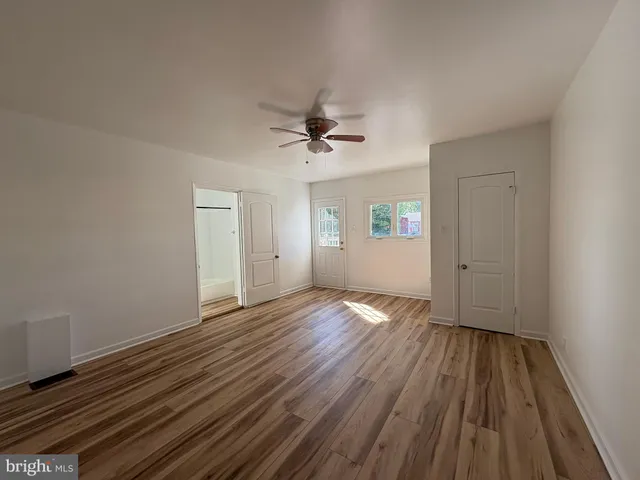 $1,775 | 156 East Penn Street, Carlisle, PA 17013