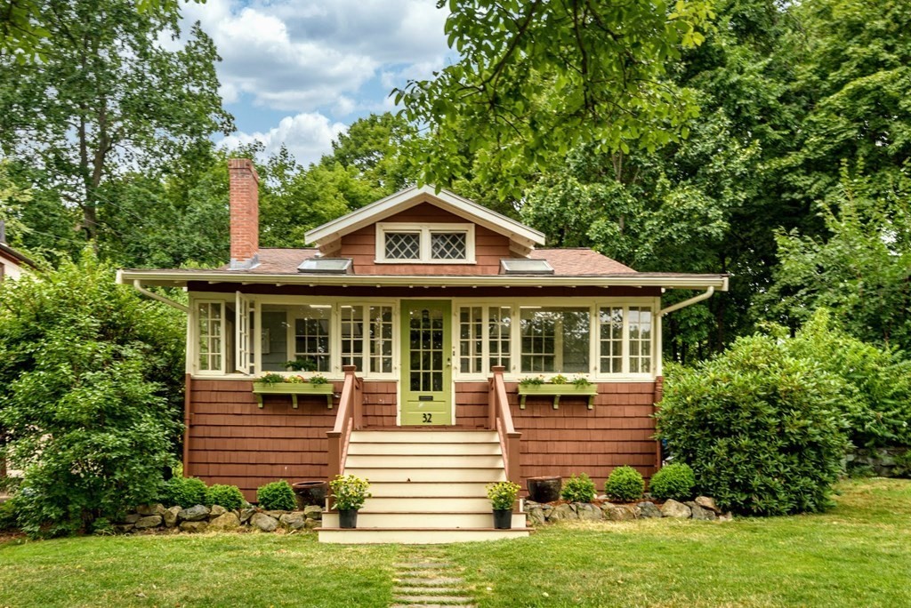 32 Edmund Road Arlington, MA 02474 - Photo 1 of 36 Gallery Image 1