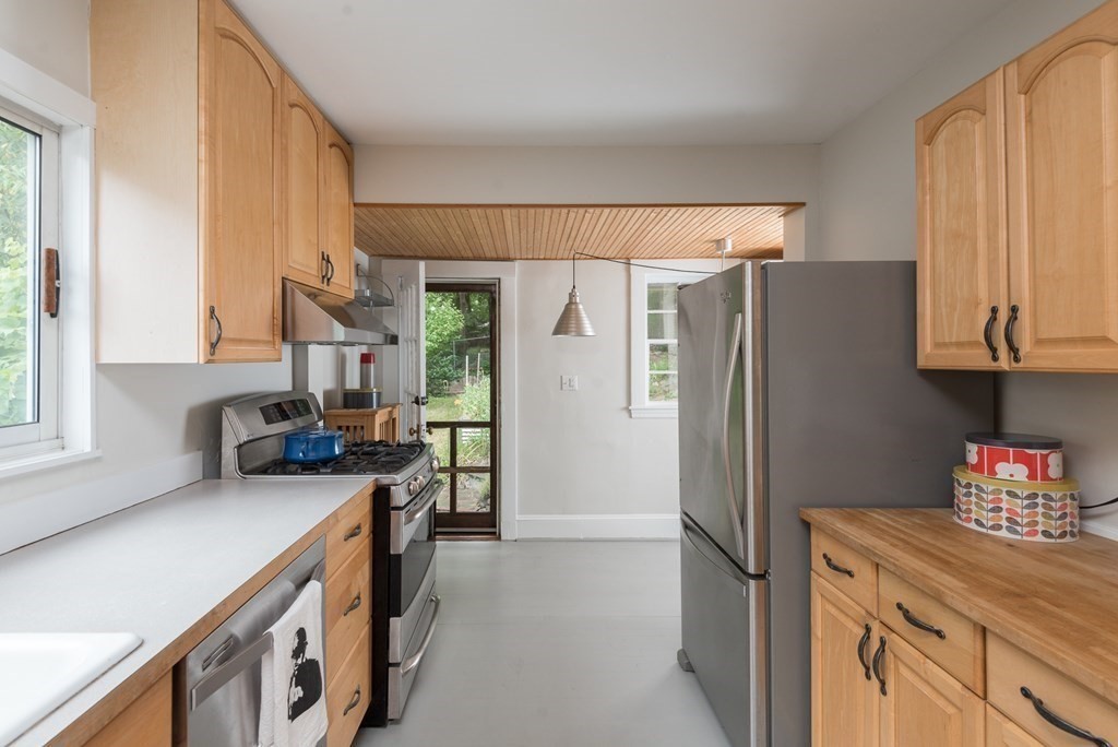 32 Edmund Road Arlington, MA 02474 - Photo 19 of 36 Gallery Image 19