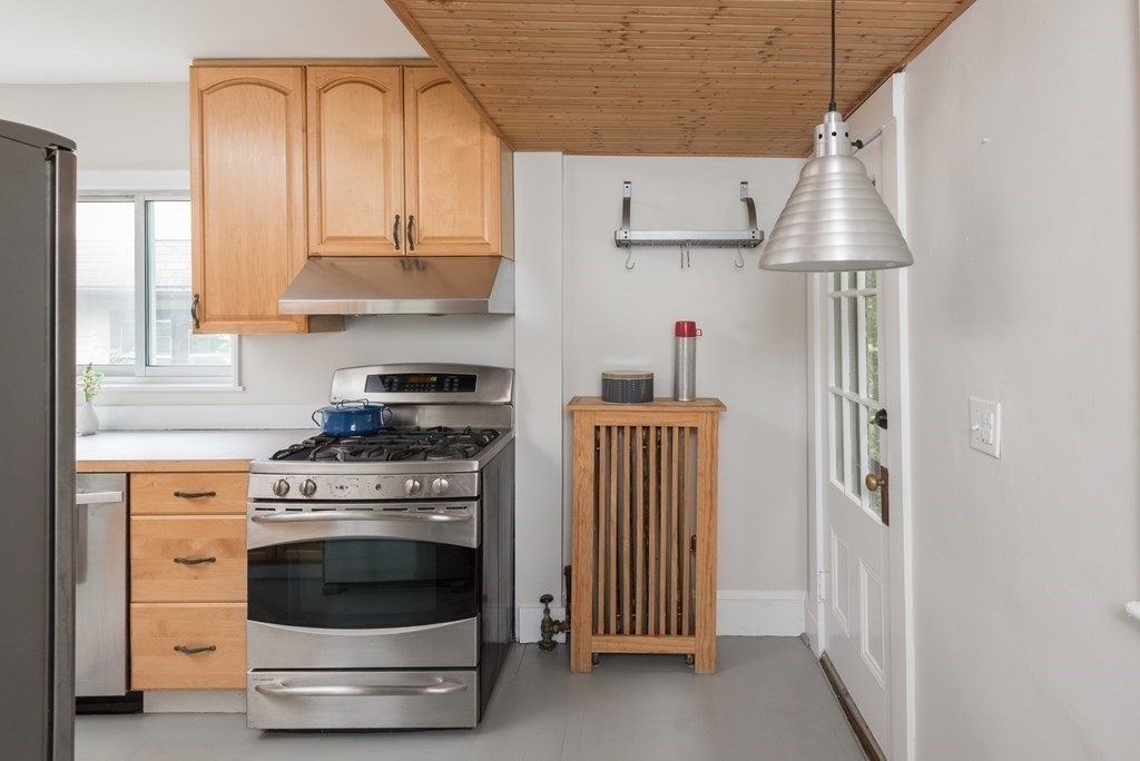 32 Edmund Road Arlington, MA 02474 - Photo 23 of 36 Gallery Image 23