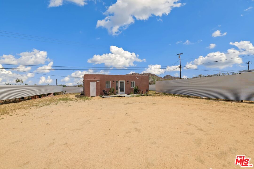 6763 Sunset Road Joshua Tree, CA 92252 - Photo 31 of 31 a view of a terrace