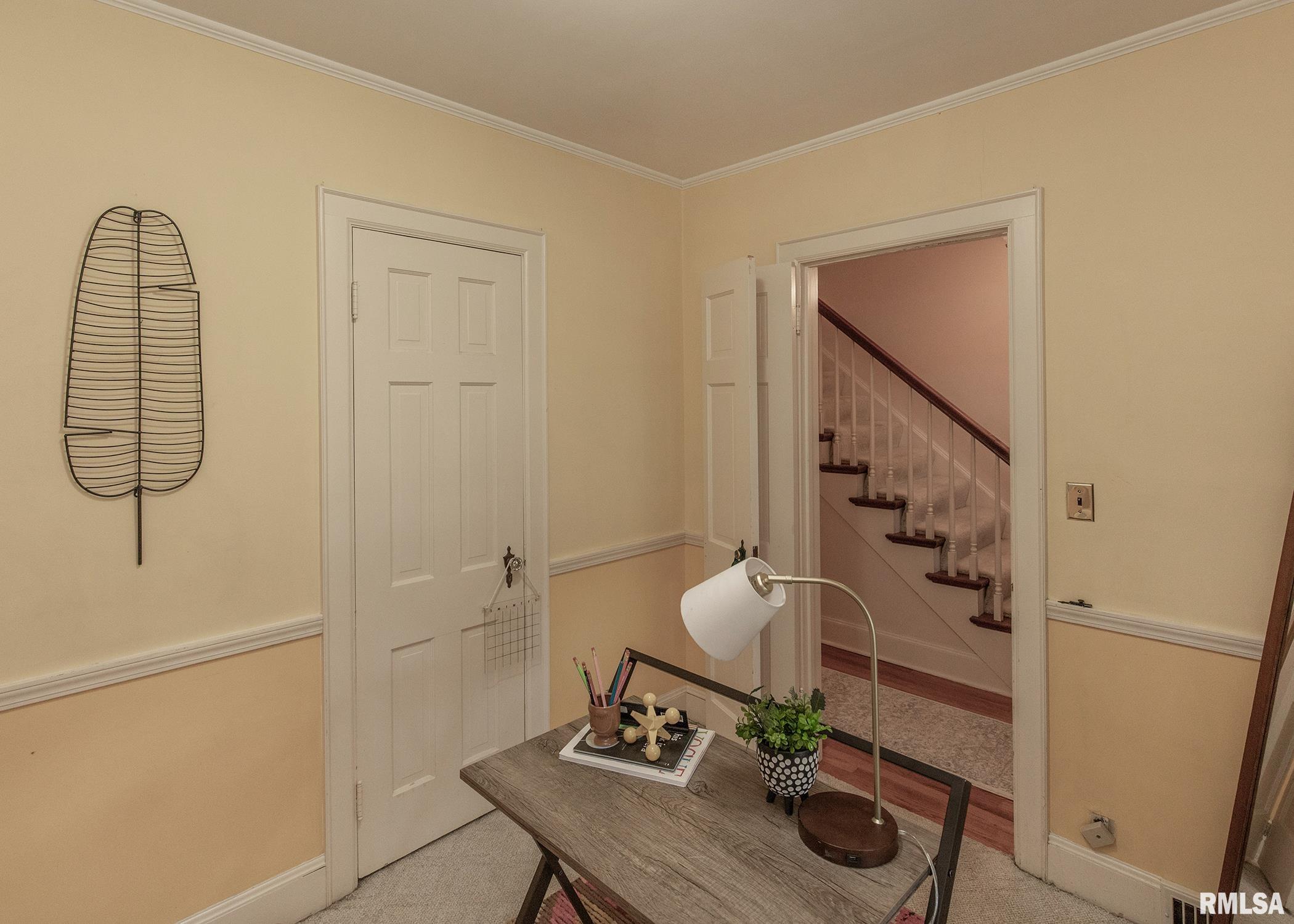 3115 Middle Road Davenport, IA 52803 - Photo 12 of 29 Gallery Image 12