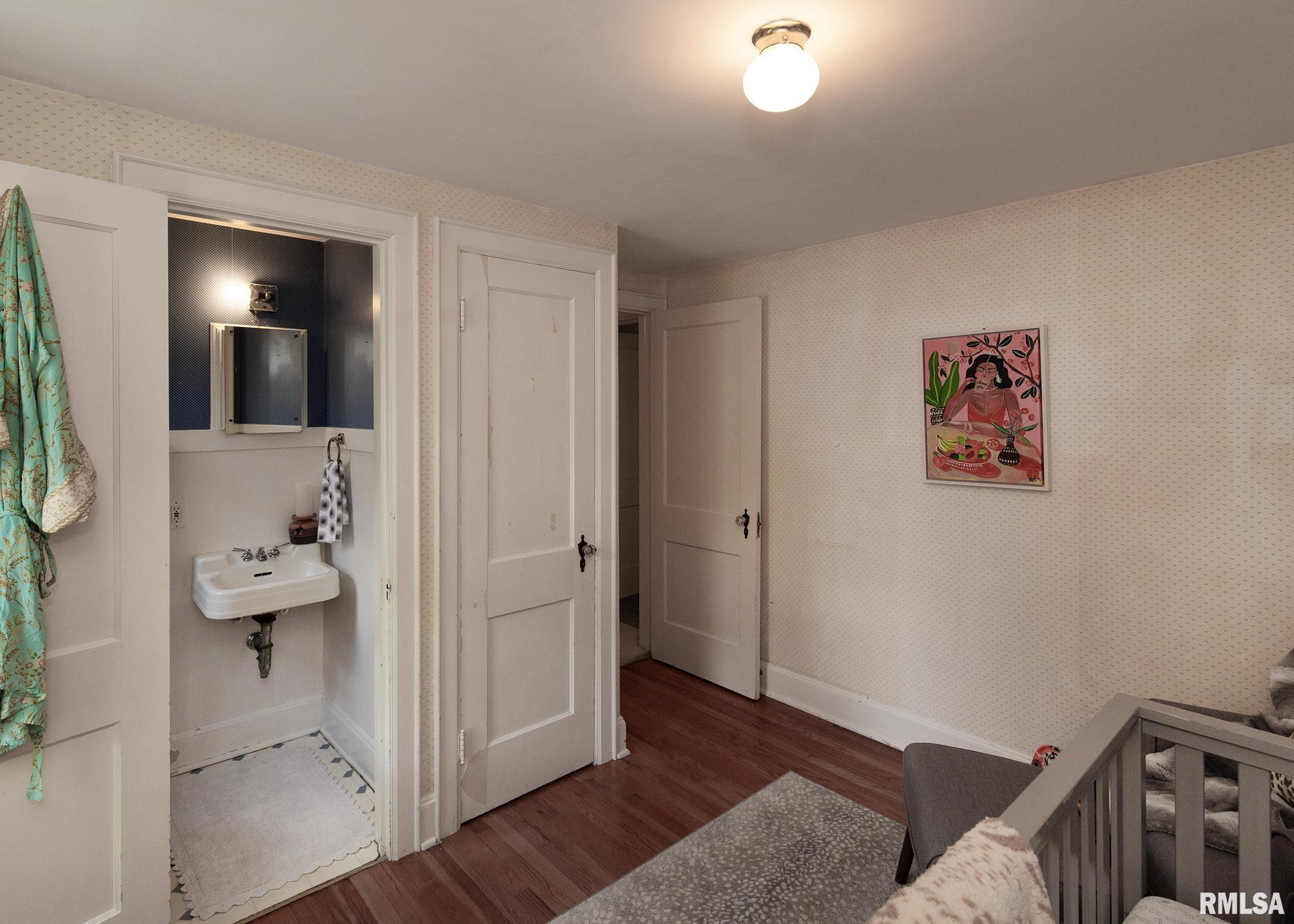3115 Middle Road Davenport, IA 52803 - Photo 19 of 29 Gallery Image 19