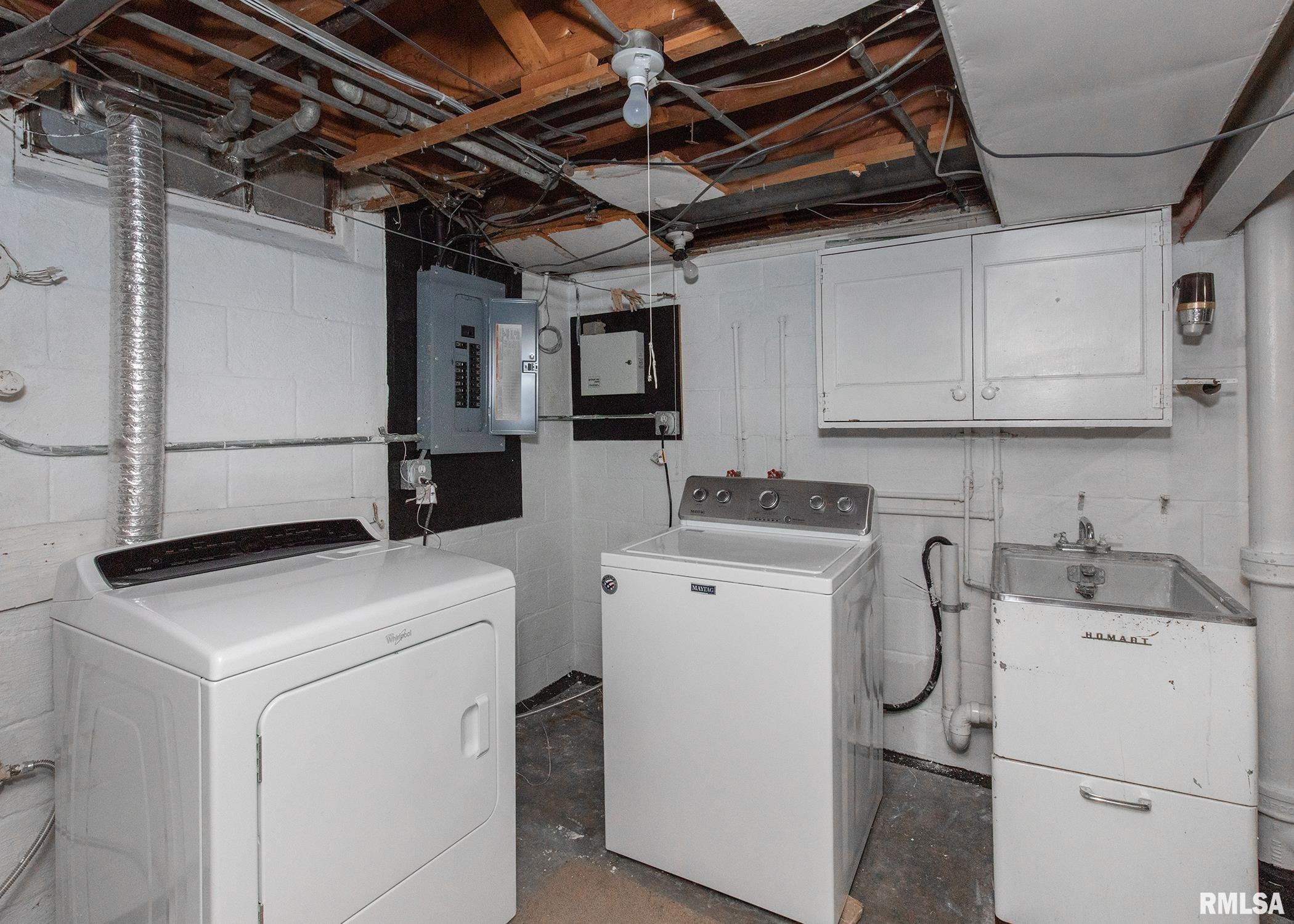 3115 Middle Road Davenport, IA 52803 - Photo 24 of 29 Gallery Image 24