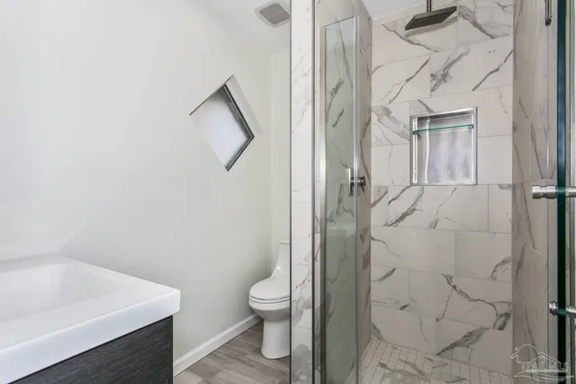 $1,099,000 | 4228 Sandy Bluff Drive East, Gulf Breeze, FL 32563