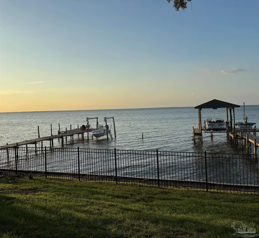 $1,099,000 | 4228 Sandy Bluff Drive East, Gulf Breeze, FL 32563