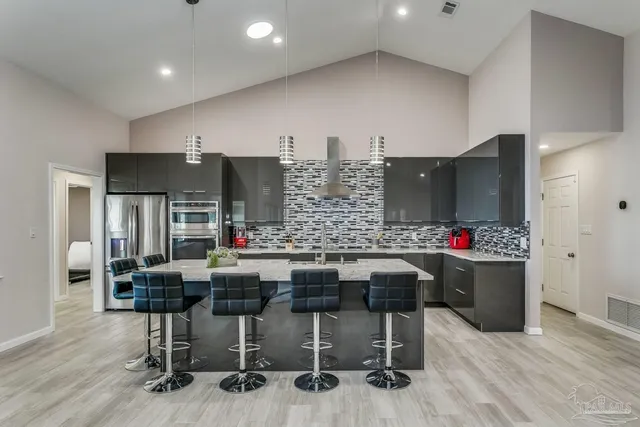 $1,099,000 | 4228 Sandy Bluff Drive East, Gulf Breeze, FL 32563