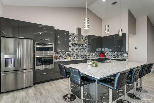 $1,099,000 | 4228 Sandy Bluff Drive East, Gulf Breeze, FL 32563