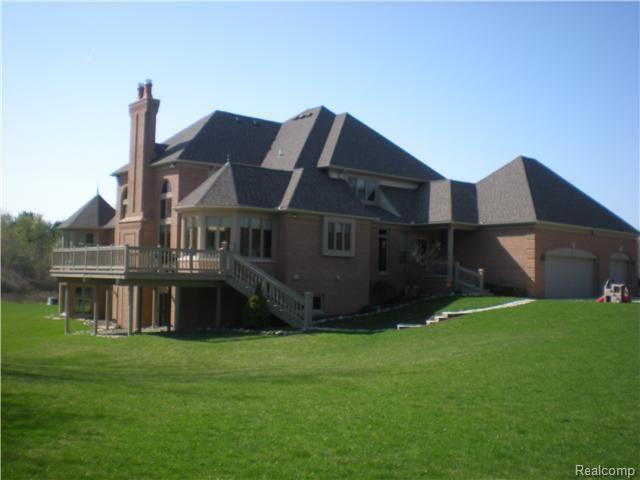 3200 33 Mile Road Romeo, MI 48065 - Photo 5 of 24 3200 33 Mile Road Rear Angle Vie