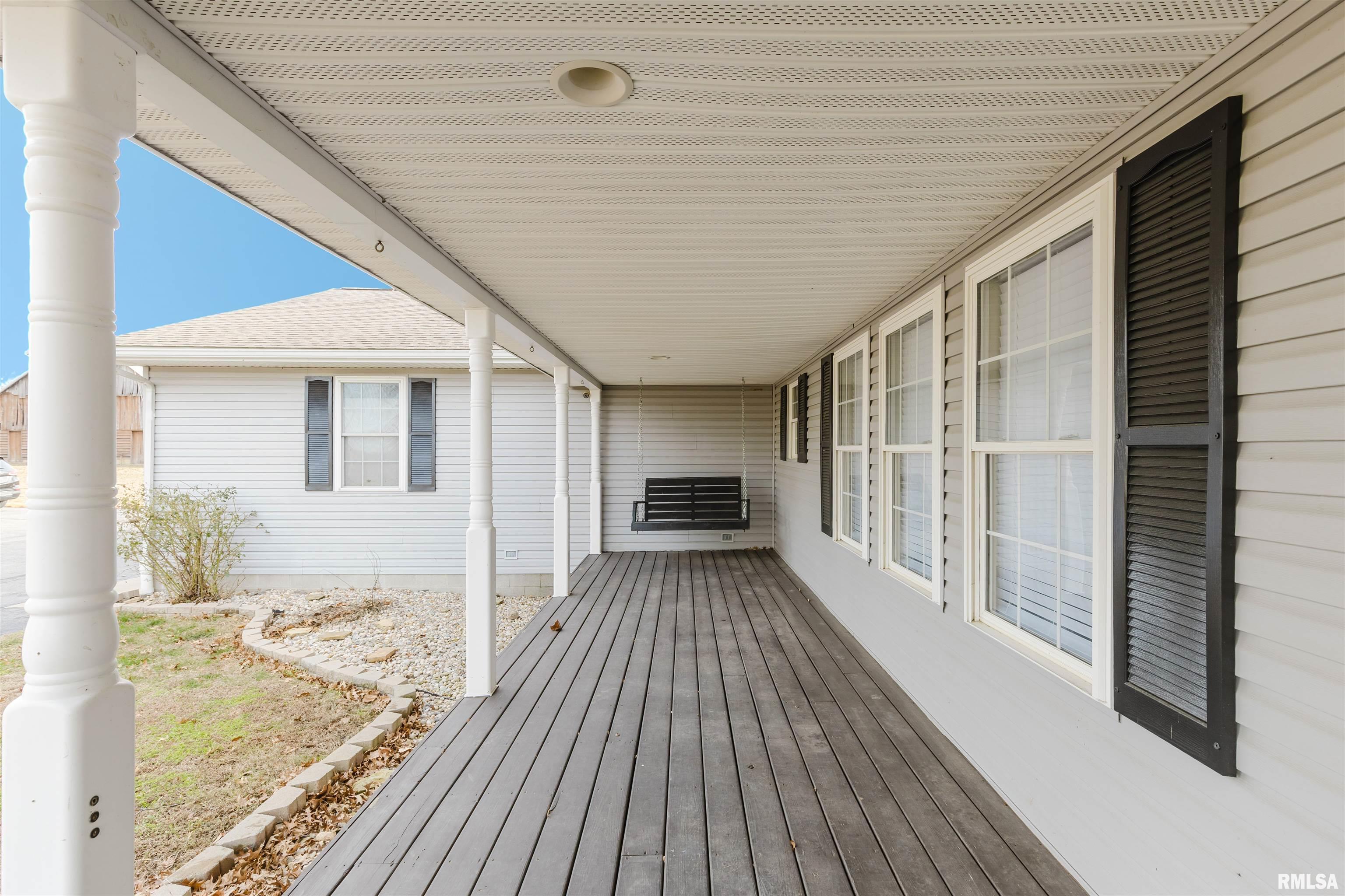 22053 Corinth Road Thompsonville, IL 62890 - Photo 2 of 42