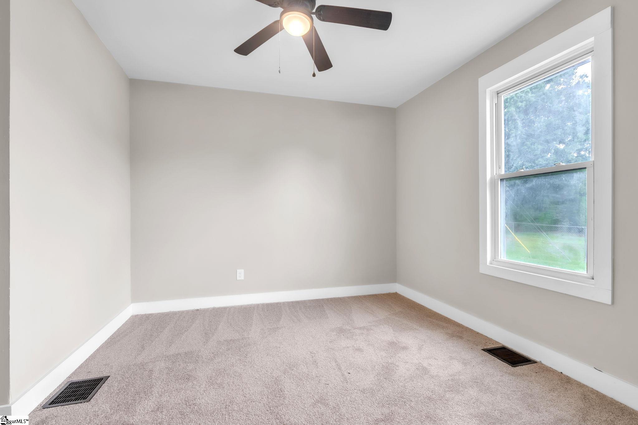 301 Anderson Street Pelzer, SC 29669 - Photo 20 of 31