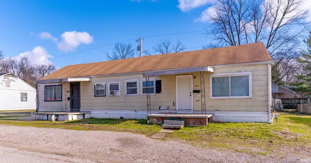 $134,900 | 2423-2425 North Kerth Avenue, Evansville, IN 47711