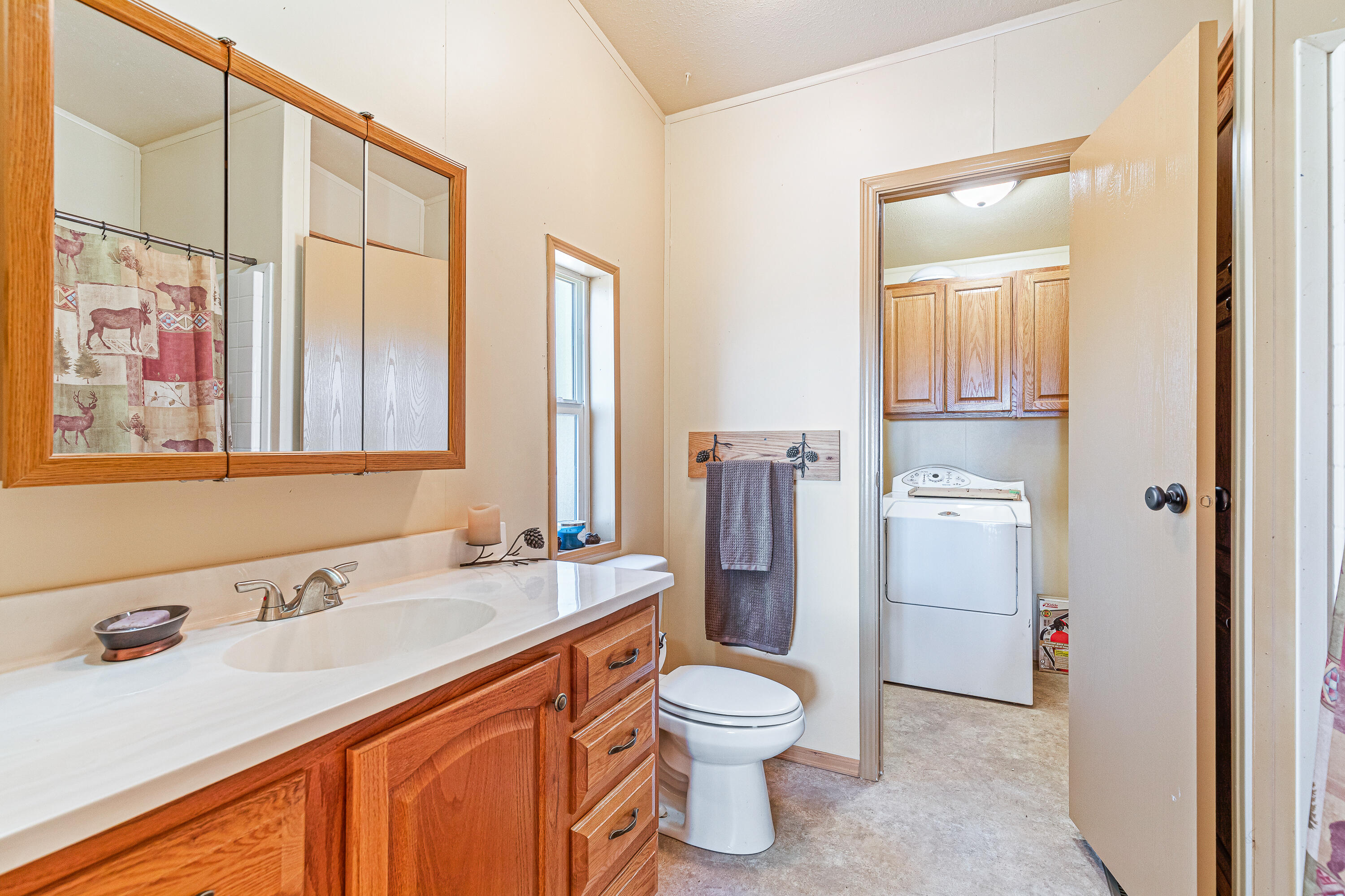 7745 Beagle Road White City, OR 97503 - Photo 23 of 49 9R9A5839