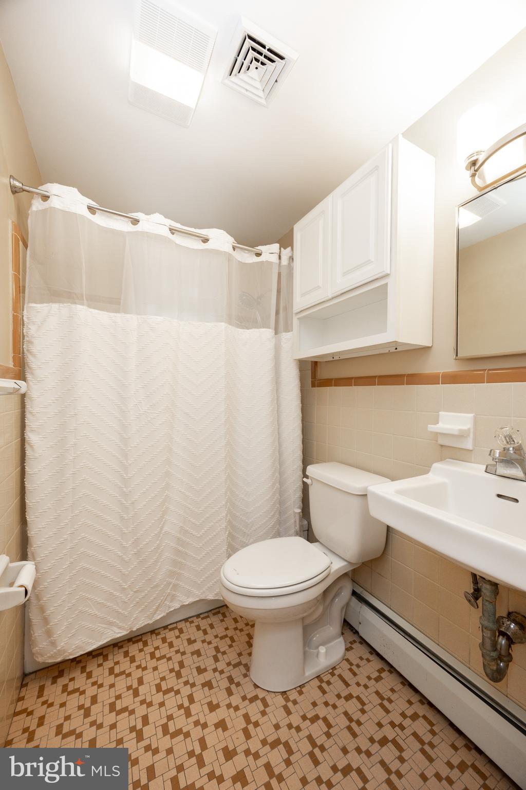 1346 Valley Road Woodlyn, PA 19094 - Photo 26 of 61 Gallery Image 26