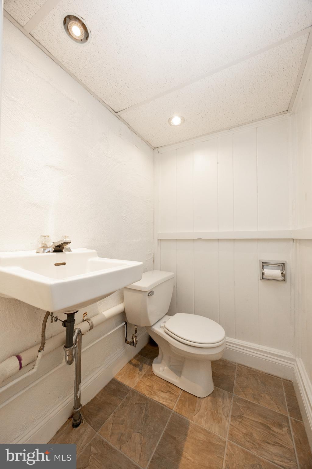 1346 Valley Road Woodlyn, PA 19094 - Photo 28 of 61 Gallery Image 28