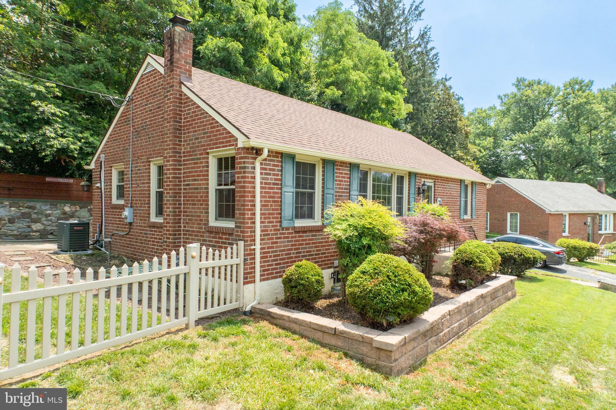 1346 Valley Road Woodlyn, PA 19094 - Photo 4 of 61 Gallery Image 4