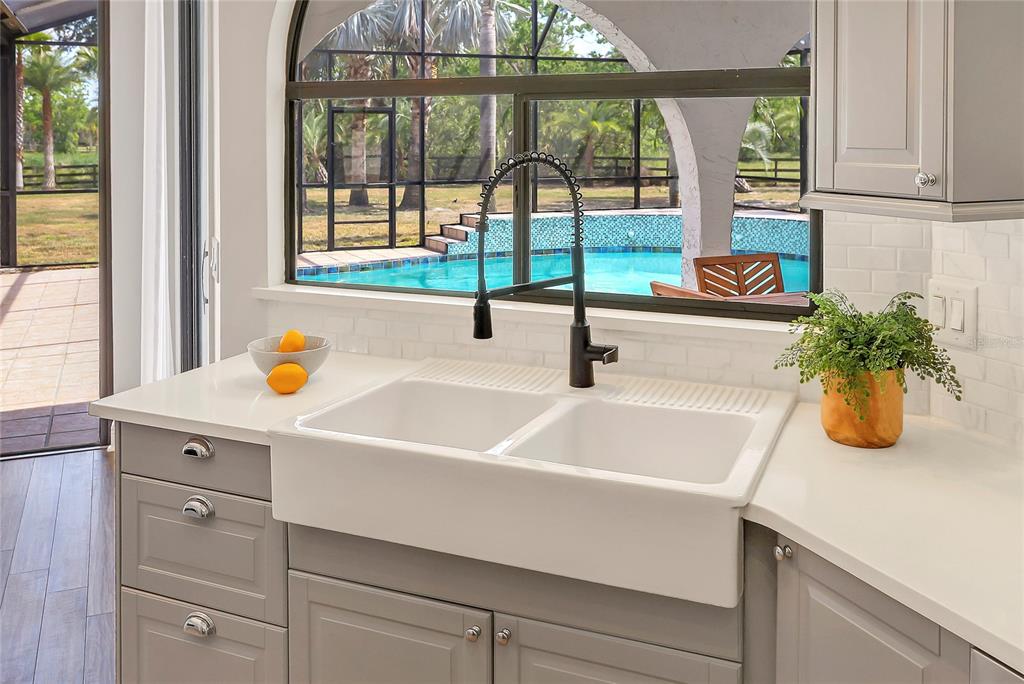 13124 Filly Court Windermere, FL 34786 - Photo 13 of 50 a bathroom with a tub and sink