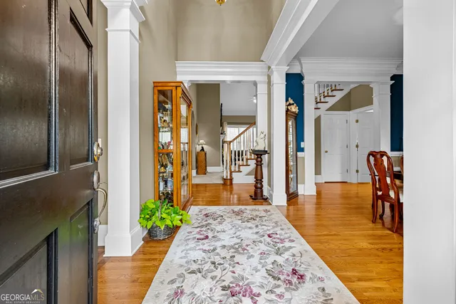 a view of livingroom with furniture and wooden floor